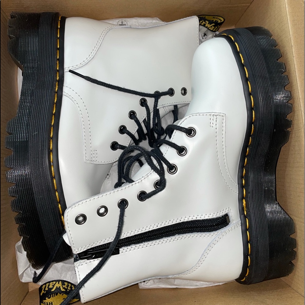 Dr. Martens Jadon White